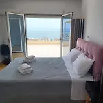 Stargaze With Sea View By Mindyourvilla ザキントス