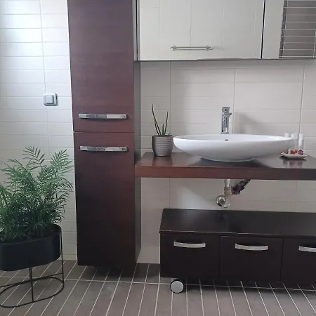 Stargaze With Sea View Apartment *