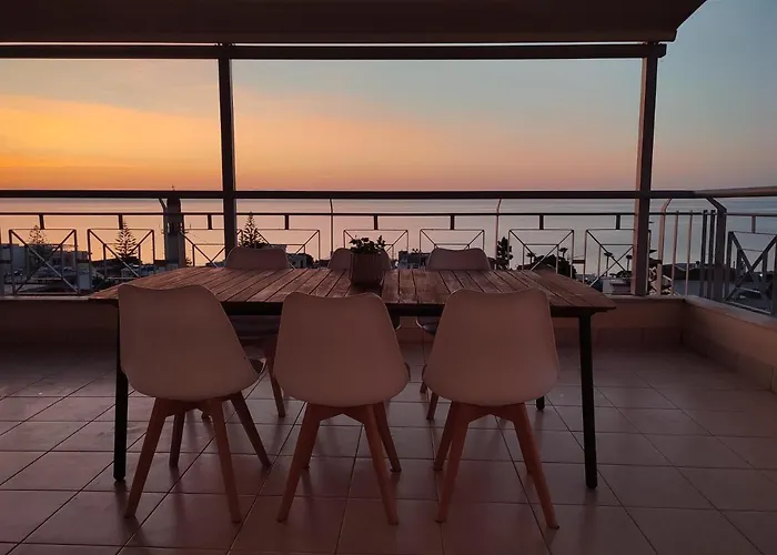 Stargaze With Sea View By Mindyourvilla Appartement