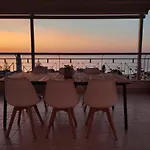 Stargaze With Sea View By Mindyourvilla Apartmán